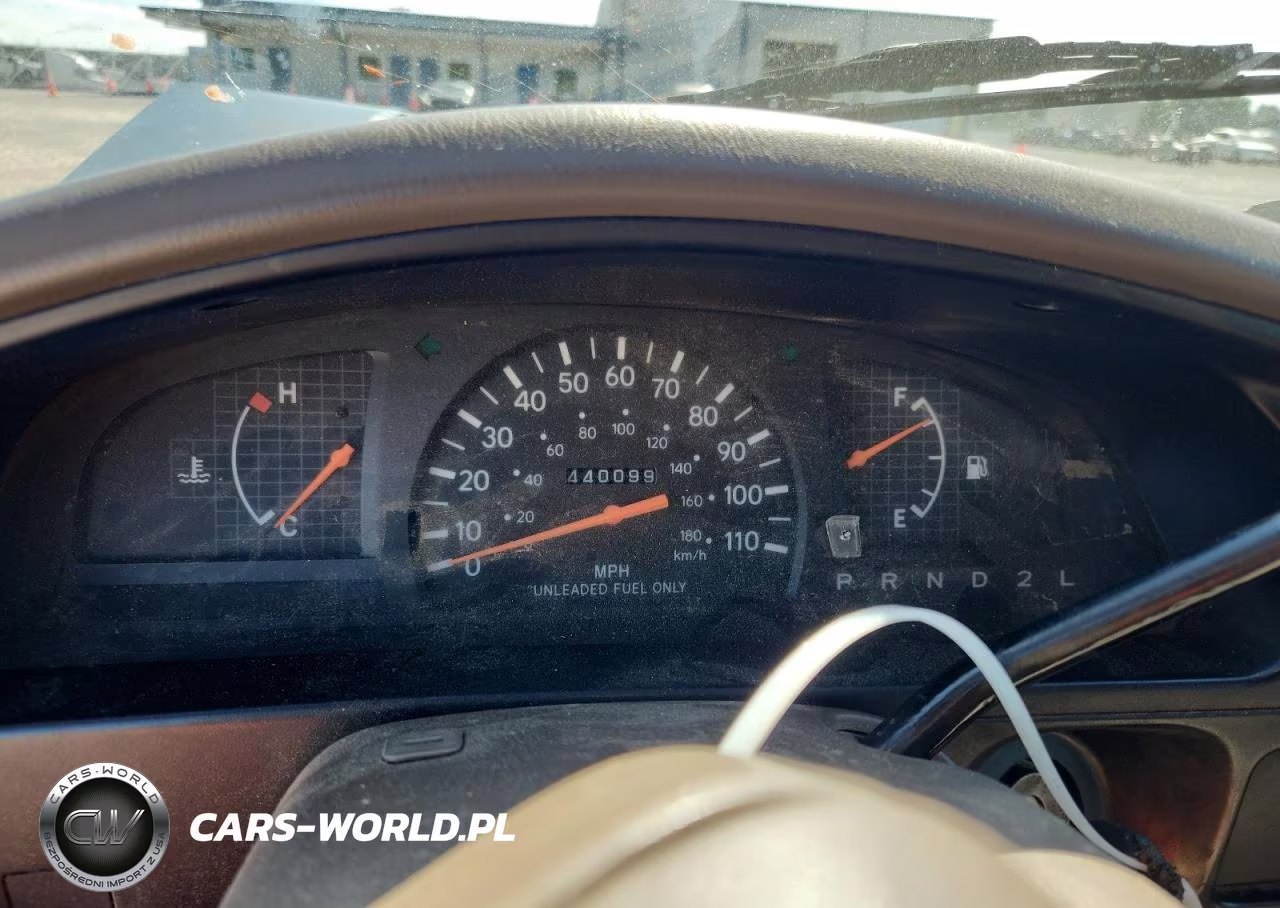 2000 Toyota Tacoma Base VIN:4TAVL52NXYZ616665 - 9