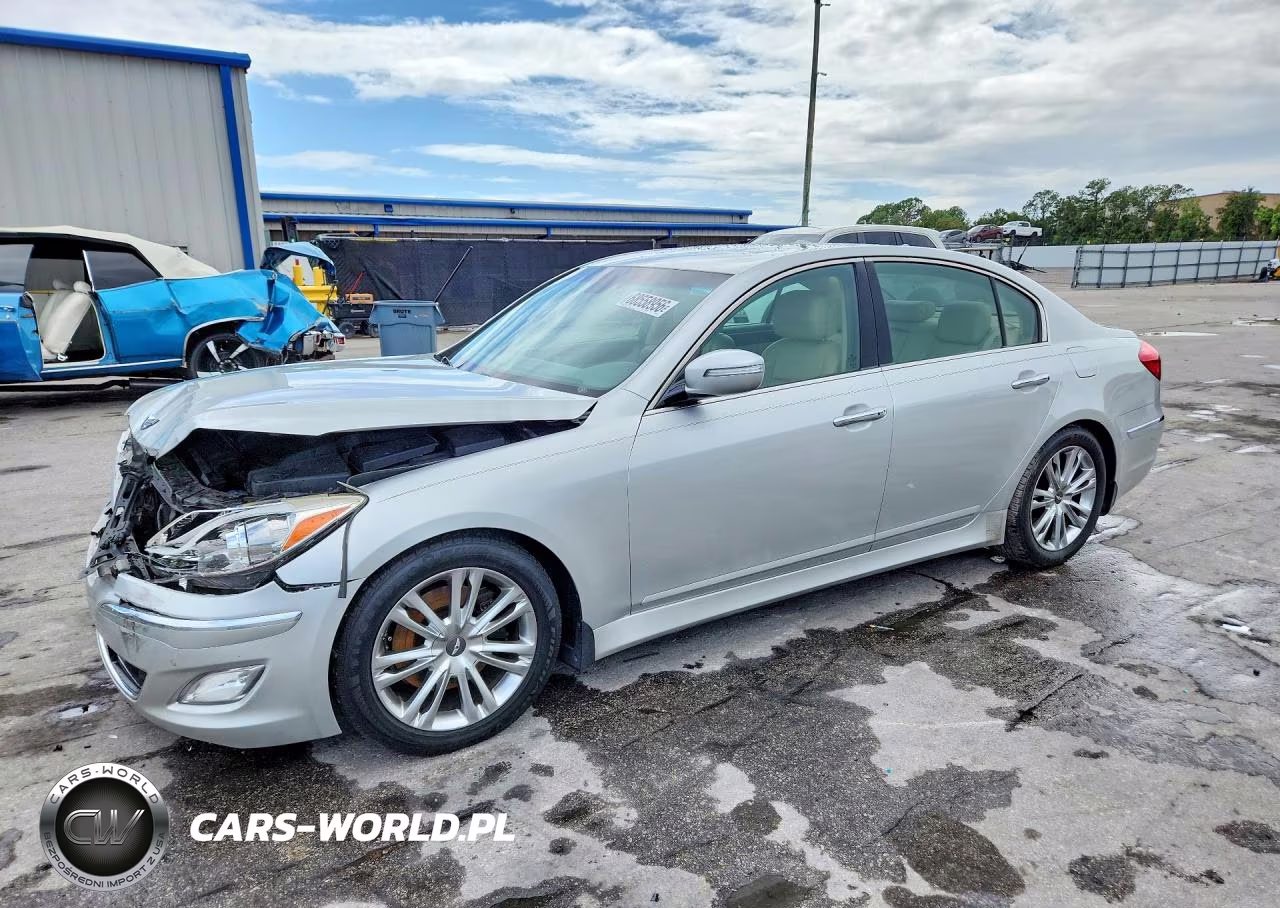 2012 Hyundai Genesis 3.8L VIN:KMHGC4DD0CU204767 - 1
