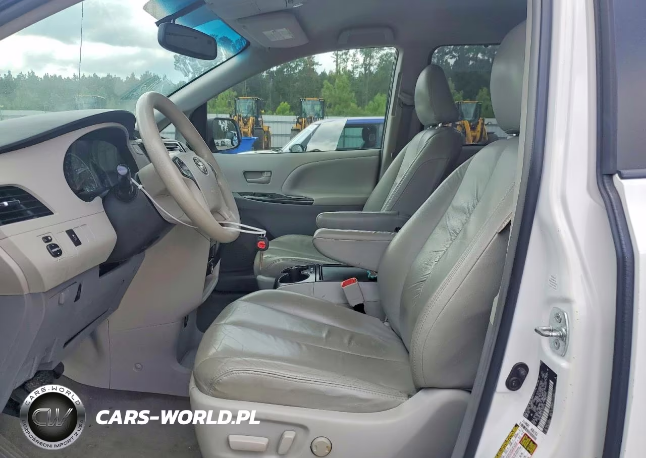 2012 Toyota Sienna Le VIN:5TDKK3DC3CS268910 - 7