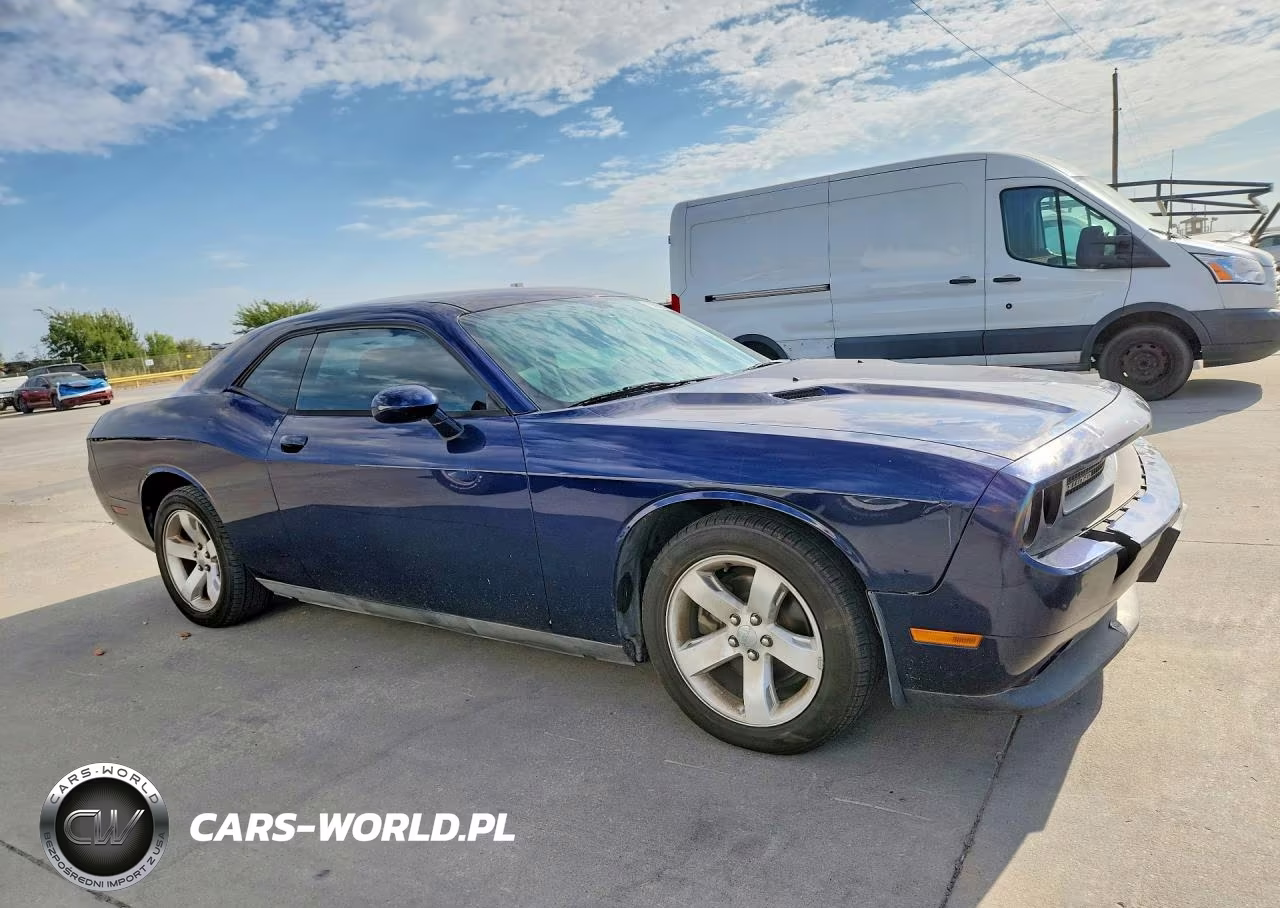 2013 Dodge Challenger Sxt VIN:2C3CDYAG3DH566185 - 4