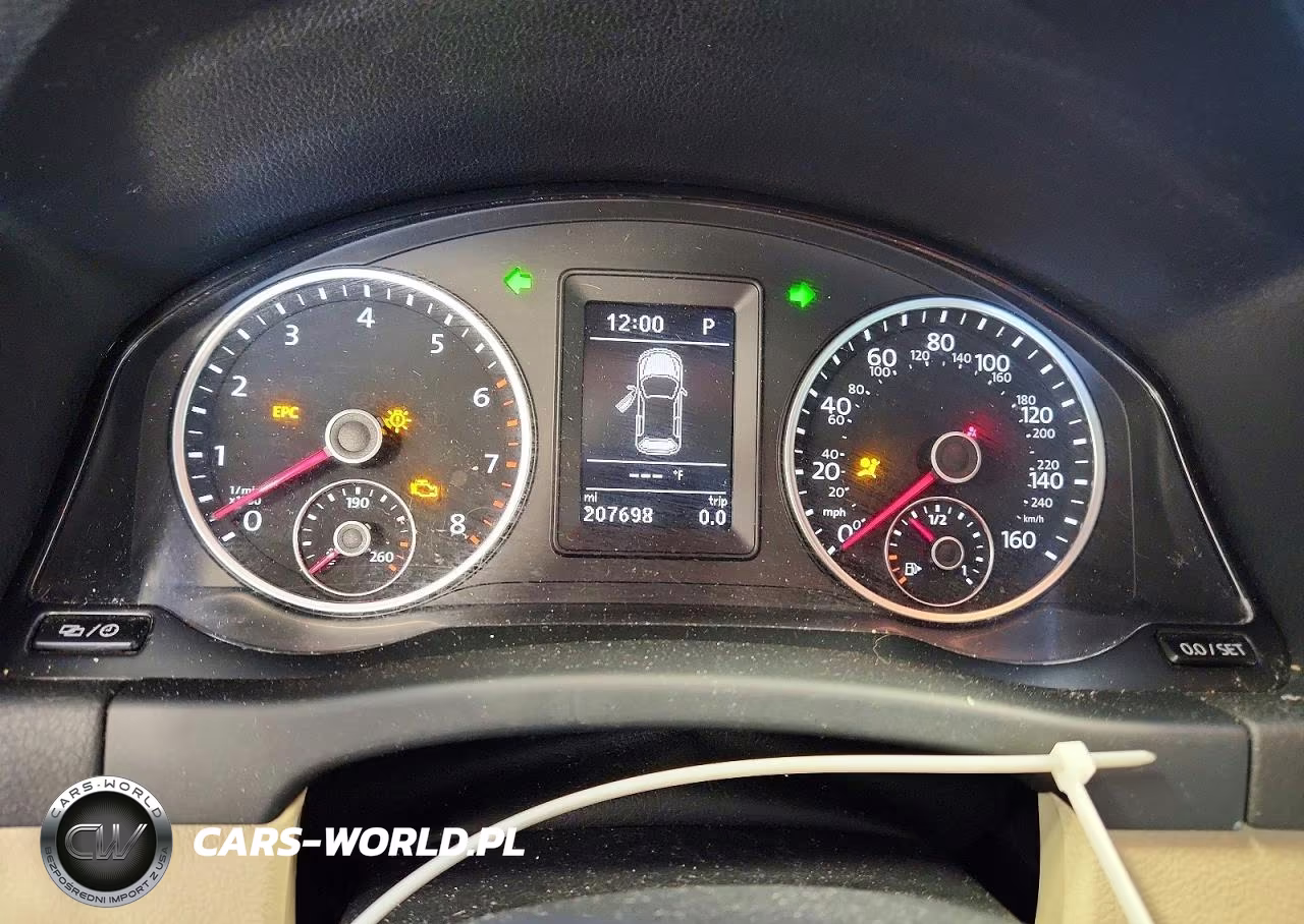 2016 Volkswagen Tiguan S VIN:WVGBV7AX8GW084022 - 9