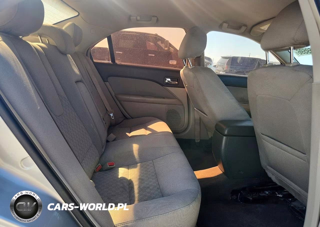 2011 Ford Fusion Se VIN:3FAHP0HA0BR312551 - 10