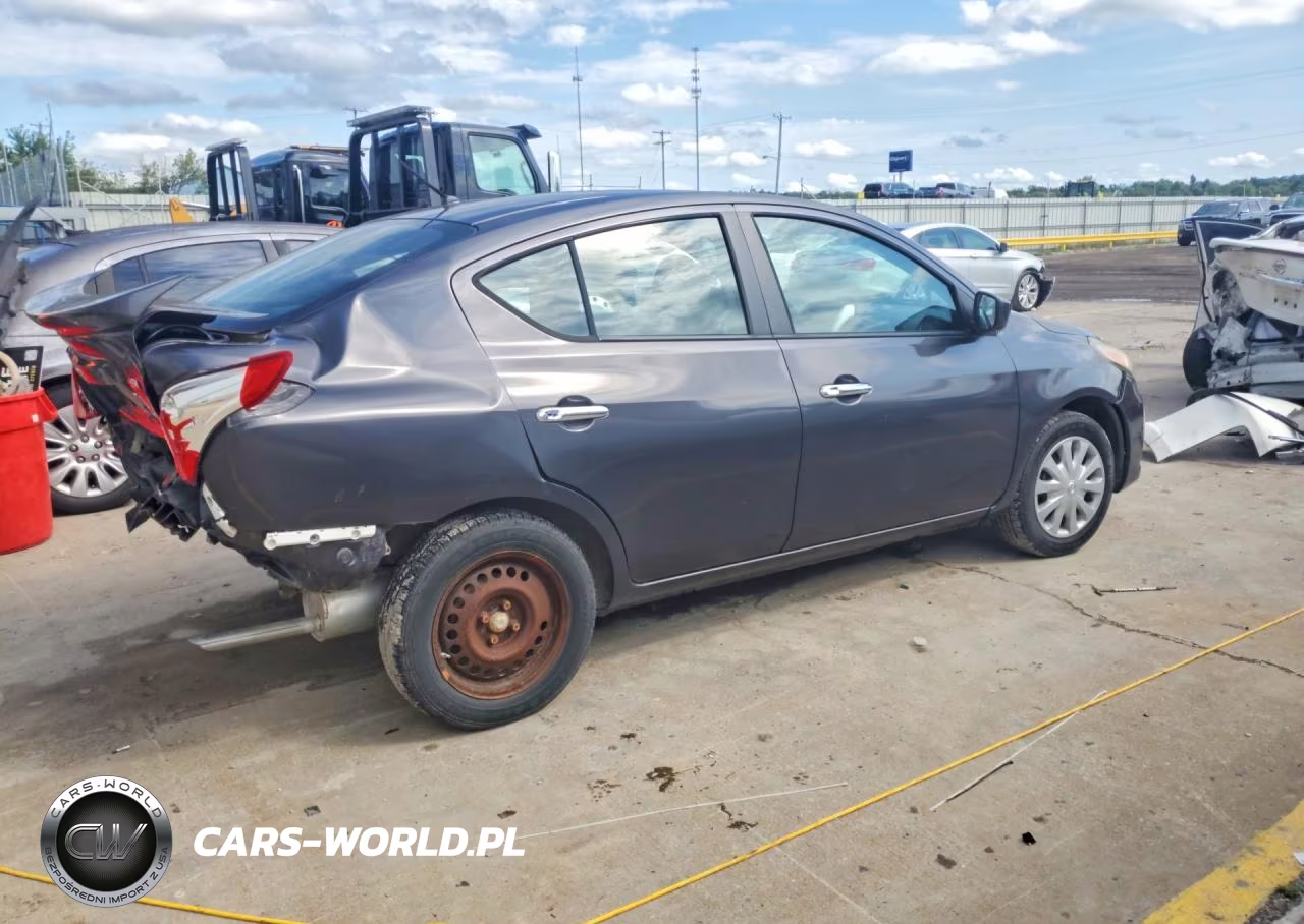 2015 Nissan Versa 1.6 Sv VIN:3N1CN7APXFL833256 - 3