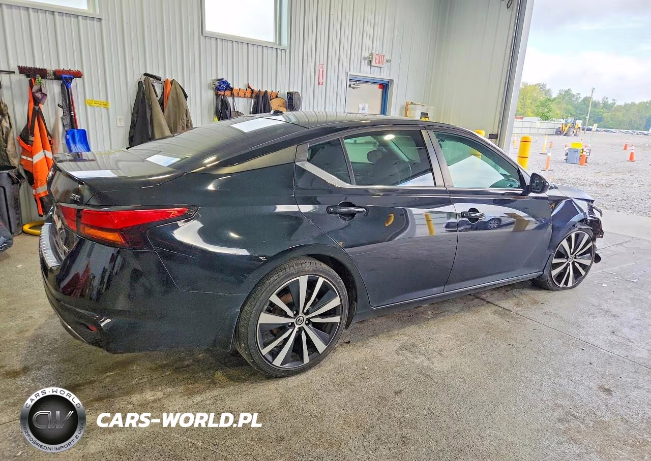 2019 Nissan Altima Sr VIN:1N4BL4CW7KC176817 - 3
