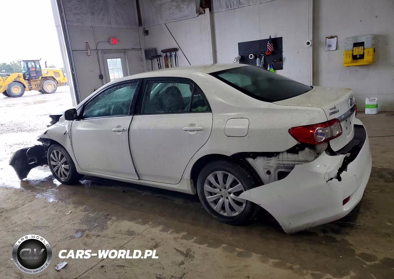 2013 Toyota Corolla Le VIN:2T1BU4EE9DC005878 - 2