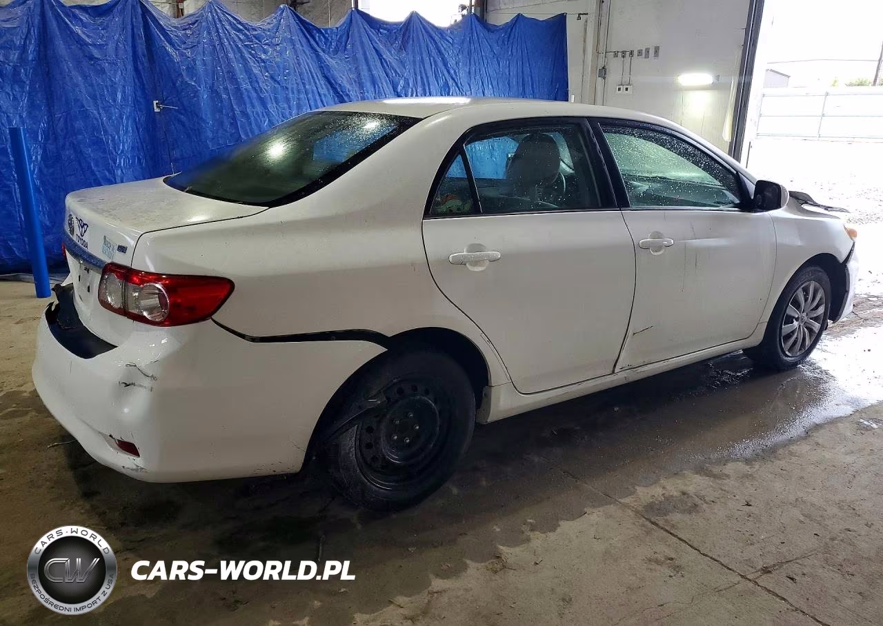 2013 Toyota Corolla Le VIN:2T1BU4EE9DC005878 - 3