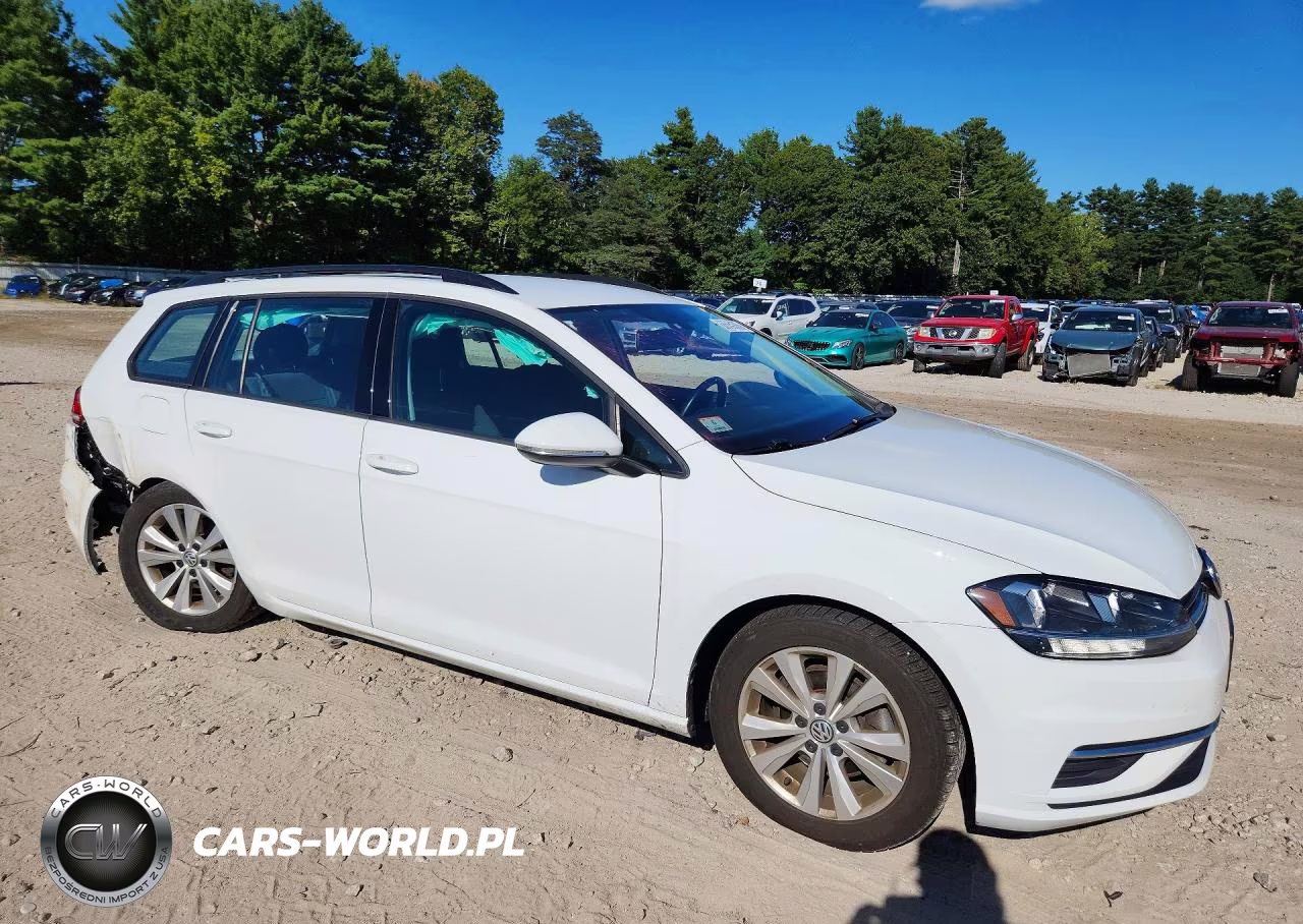 2018 Volkswagen Golf Sportwagen S VIN:3VW117AU6JM766046 - 4