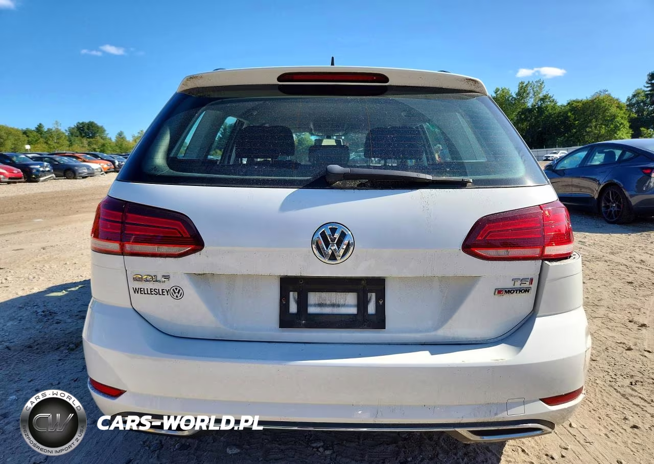 2018 Volkswagen Golf Sportwagen S VIN:3VW117AU6JM766046 - 6