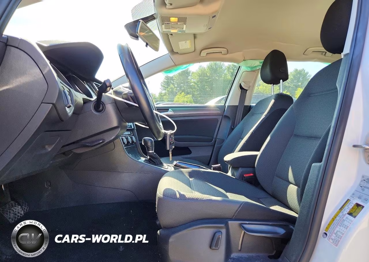 2018 Volkswagen Golf Sportwagen S VIN:3VW117AU6JM766046 - 7