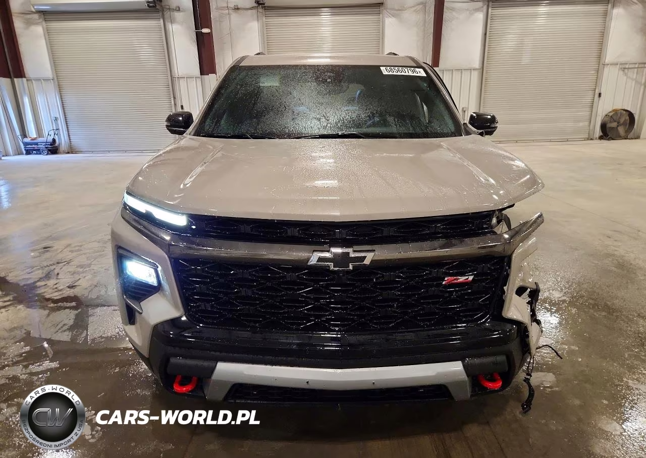 2026 Chevrolet Traverse Z71 VIN:1GNEVJKS3TJ332130 - 5