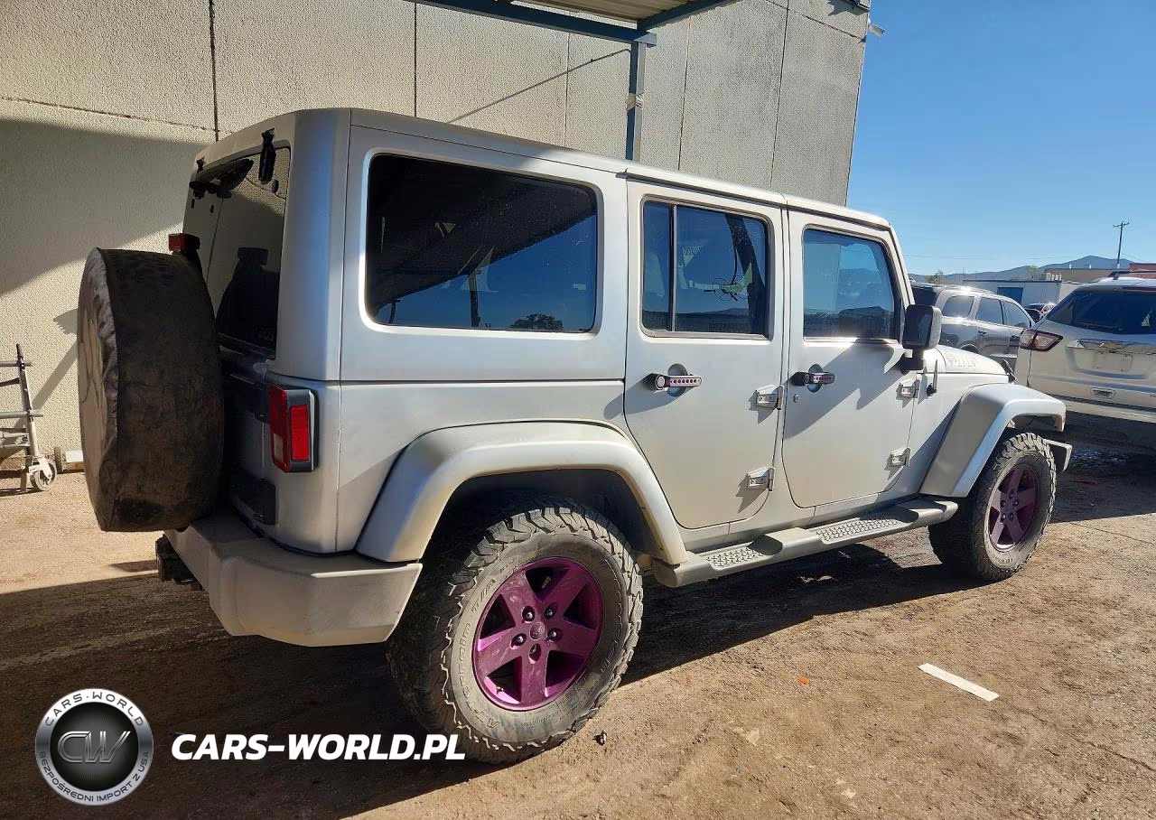 2012 Jeep Wrangler Unlimited Rubicon VIN:1C4HJWFG5CL125375 - 3