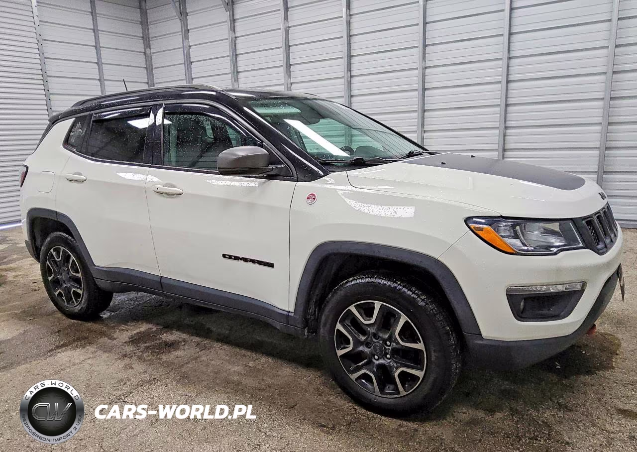 2019 Jeep Compass Trailhawk VIN:3C4NJDDBXKT671624 - 4