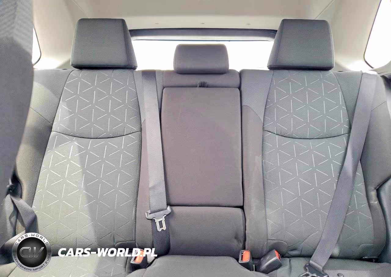 2024 Toyota Rav4 Xle VIN:2T3W1RFV4RW334314 - 10