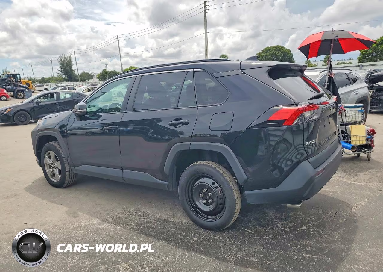 2024 Toyota Rav4 Xle VIN:2T3W1RFV4RW334314 - 2
