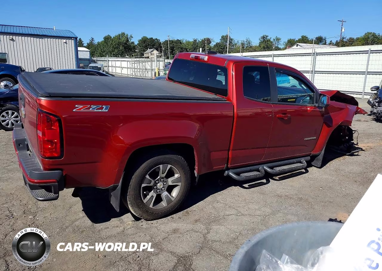 2015 Chevrolet Colorado Z71 VIN:1GCHTCE3XF1256339 - 3