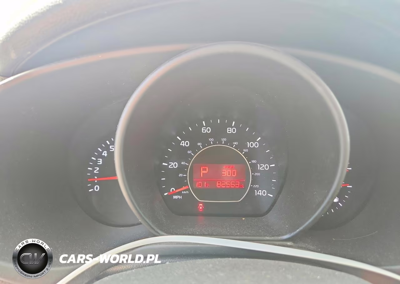 2018 Kia Soul + VIN:KNDJP3A5XJ7571208 - 9