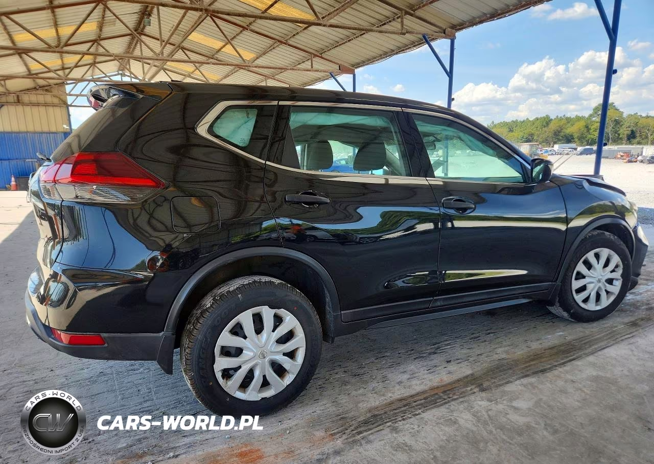 2018 Nissan Rogue S VIN:5N1AT2MT8JC769515 - 3