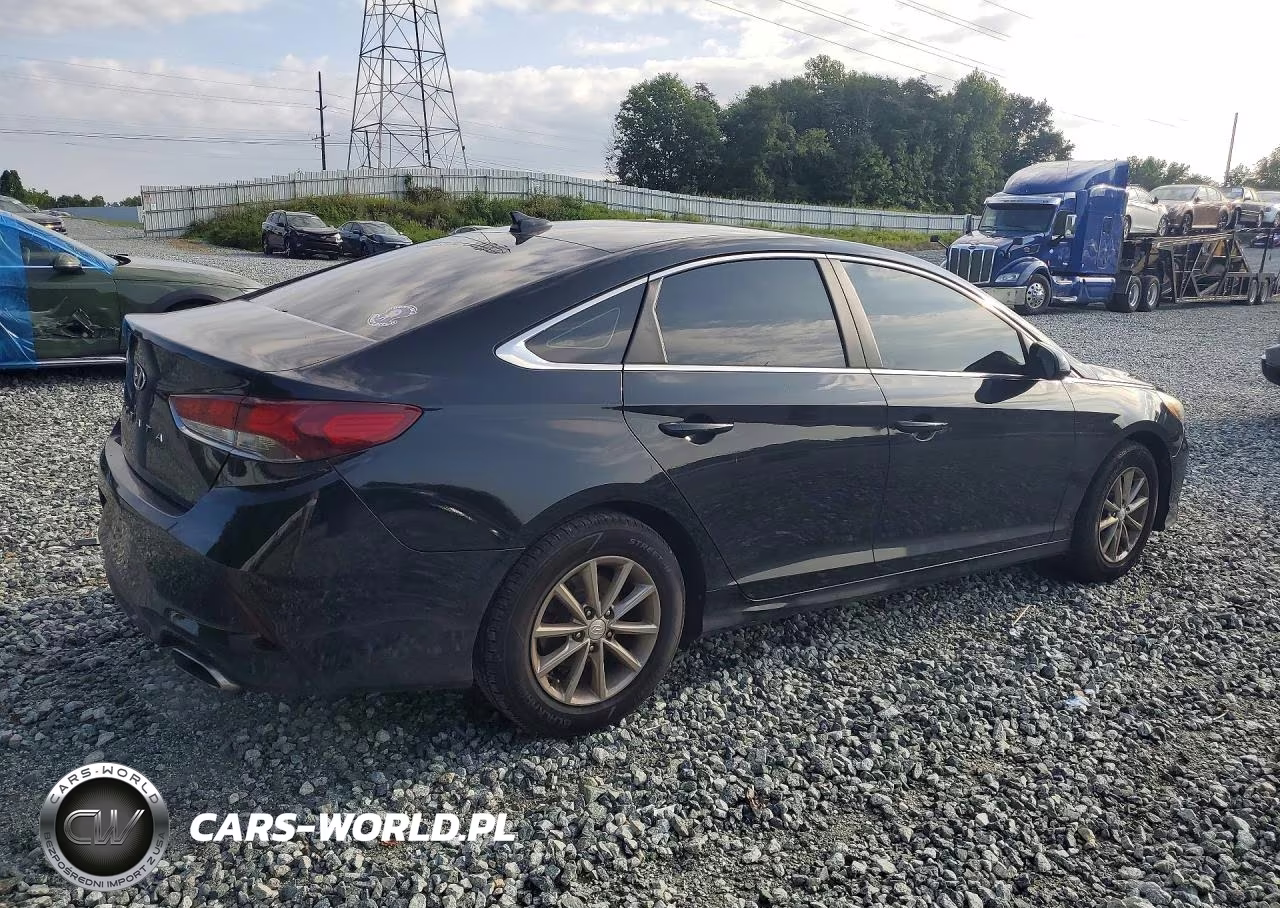 2018 Hyundai Sonata Se VIN:5NPE24AF0JH640899 - 3