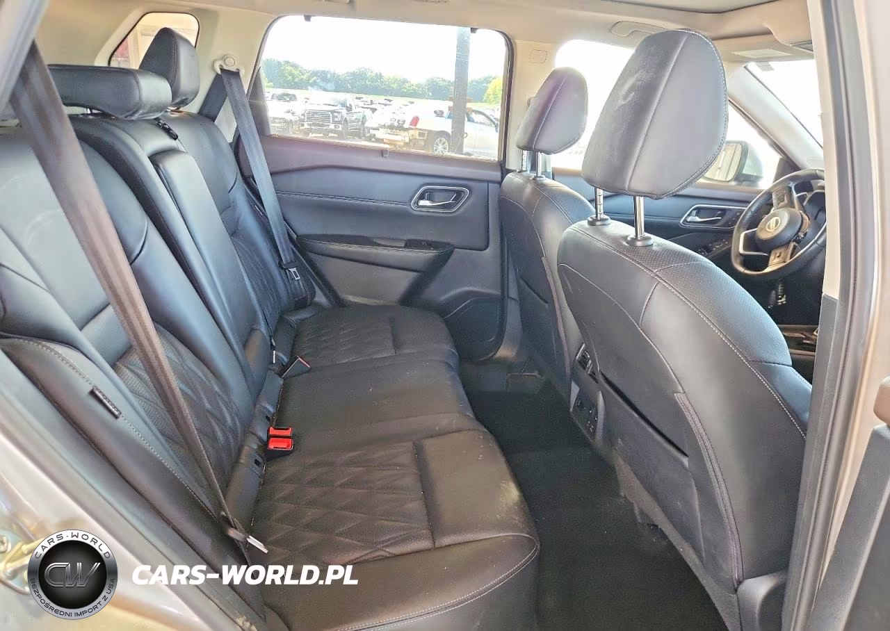 2021 Nissan Rogue Platinum VIN:JN8AT3DC7MW103893 - 11
