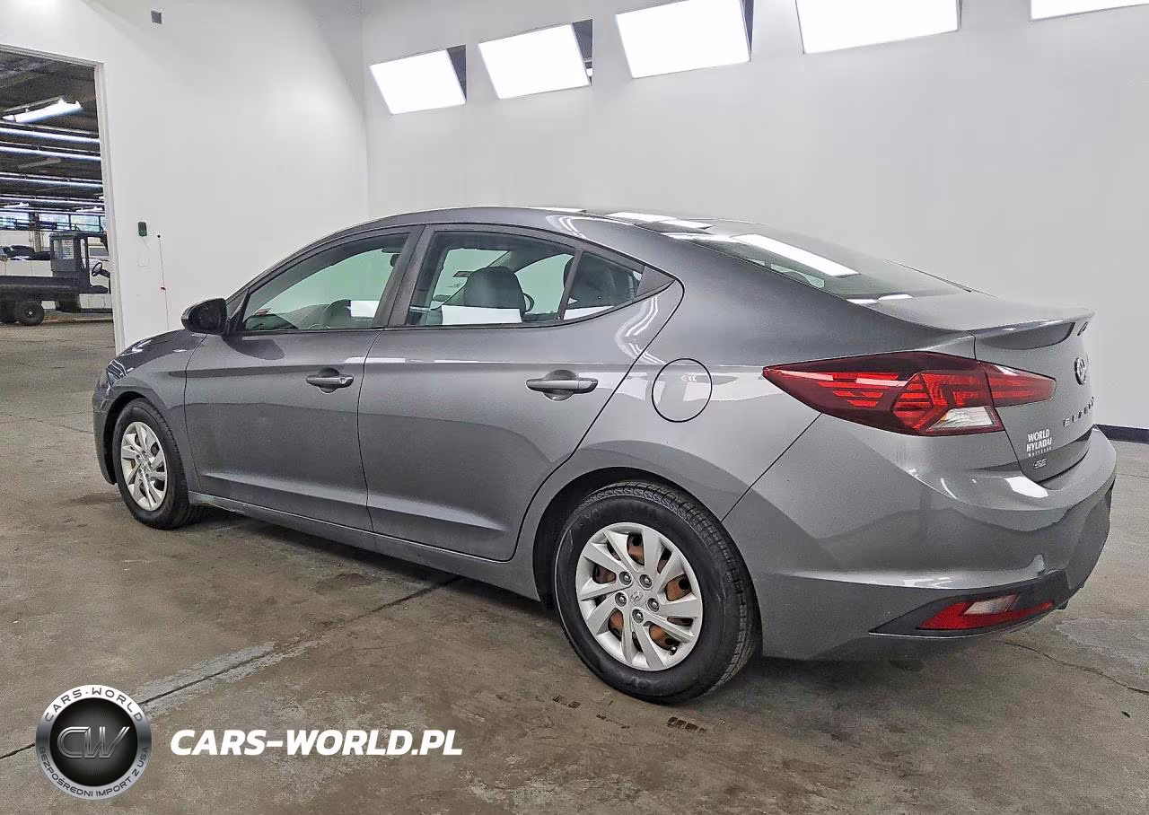 2019 Hyundai Elantra Se VIN:5NPD74LF4KH474804 - 2