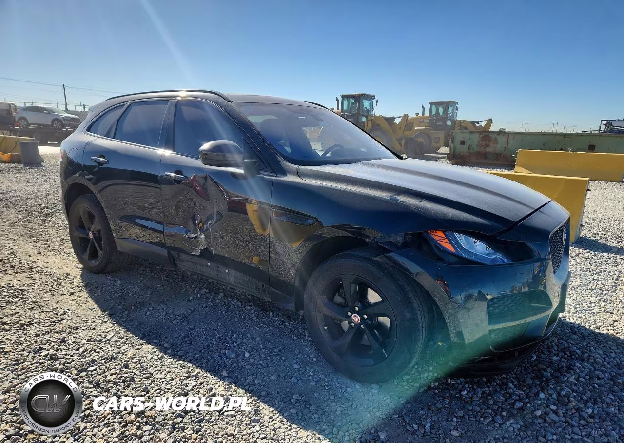 2017 Jaguar F-Pace Prestige VIN:SADCK2BV8HA067872 - 4