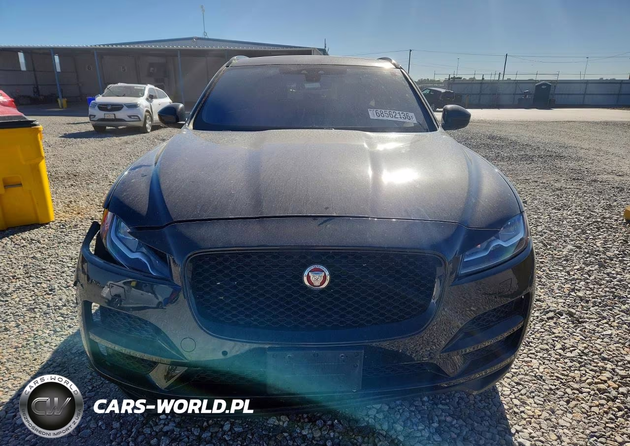 2017 Jaguar F-Pace Prestige VIN:SADCK2BV8HA067872 - 5