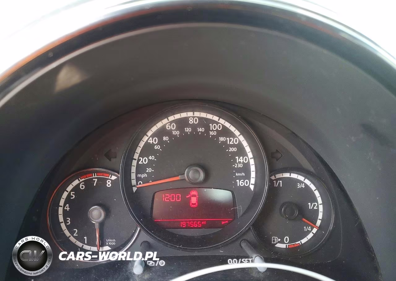 2013 Volkswagen Beetle VIN:3VWFP7AT0DM659350 - 9