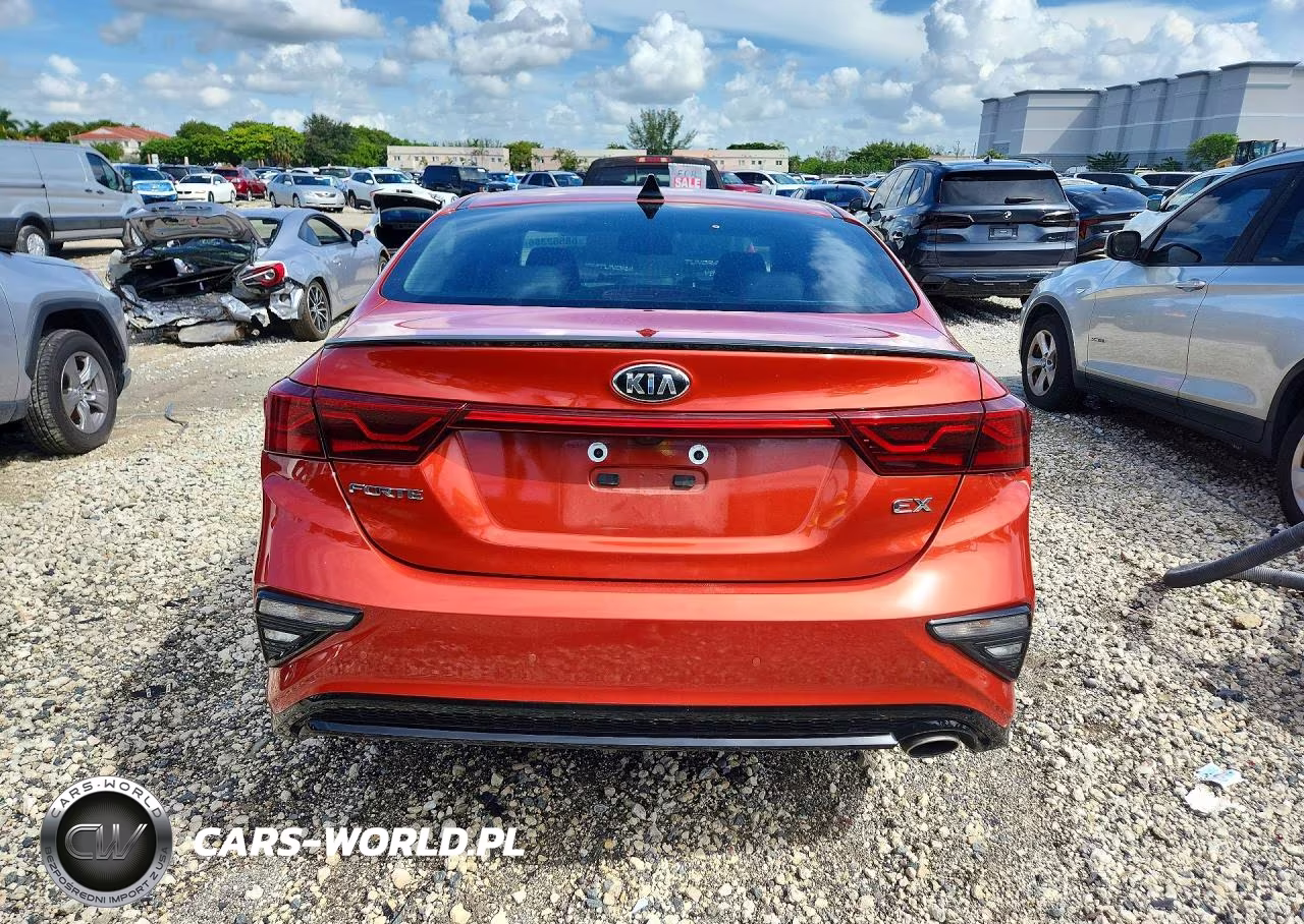 KIA FORTE VIN:3KPF54AD3KE084815 - 6