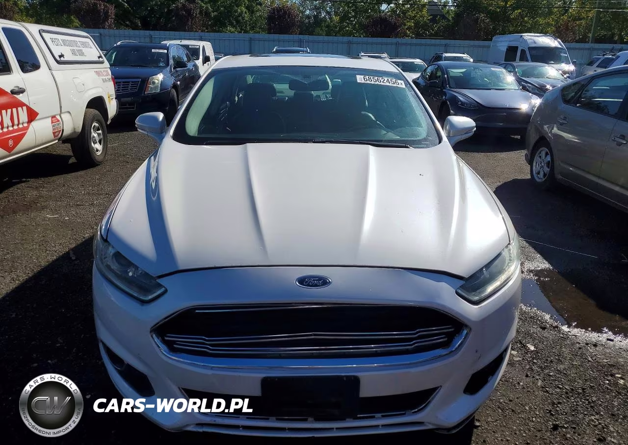 2013 Ford Fusion Titanium VIN:3FA6P0D9XDR121712 - 5