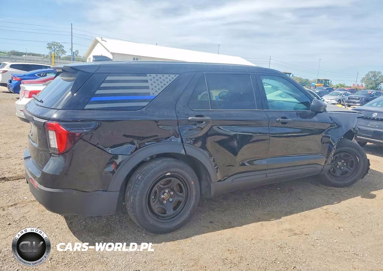 2026 Ford Explorer Police Interceptor VIN:1FM5K8ABXTGA13859 - 3