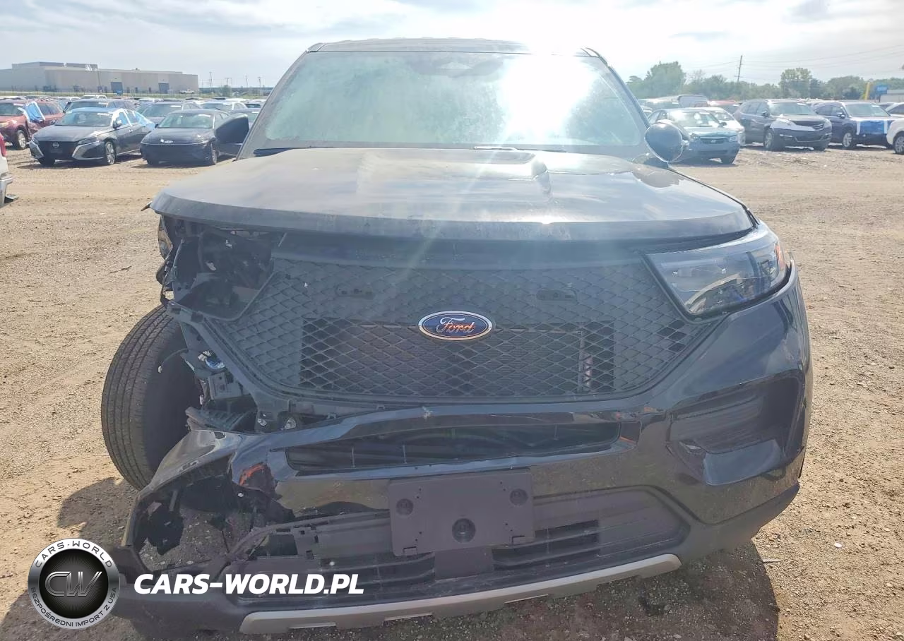 2026 Ford Explorer Police Interceptor VIN:1FM5K8ABXTGA13859 - 5