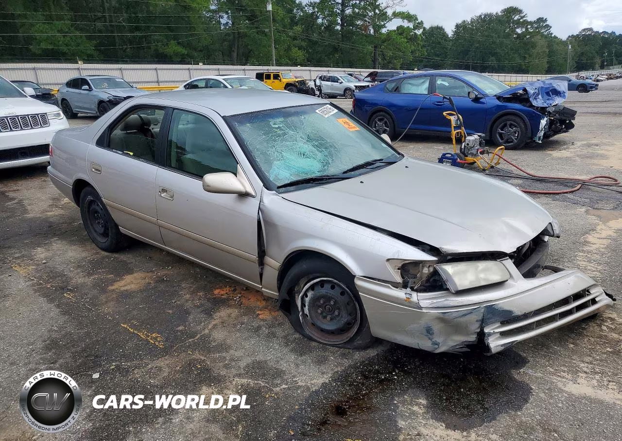 2000 Toyota Camry Le VIN:4T1BG22K2YU658160 - 4