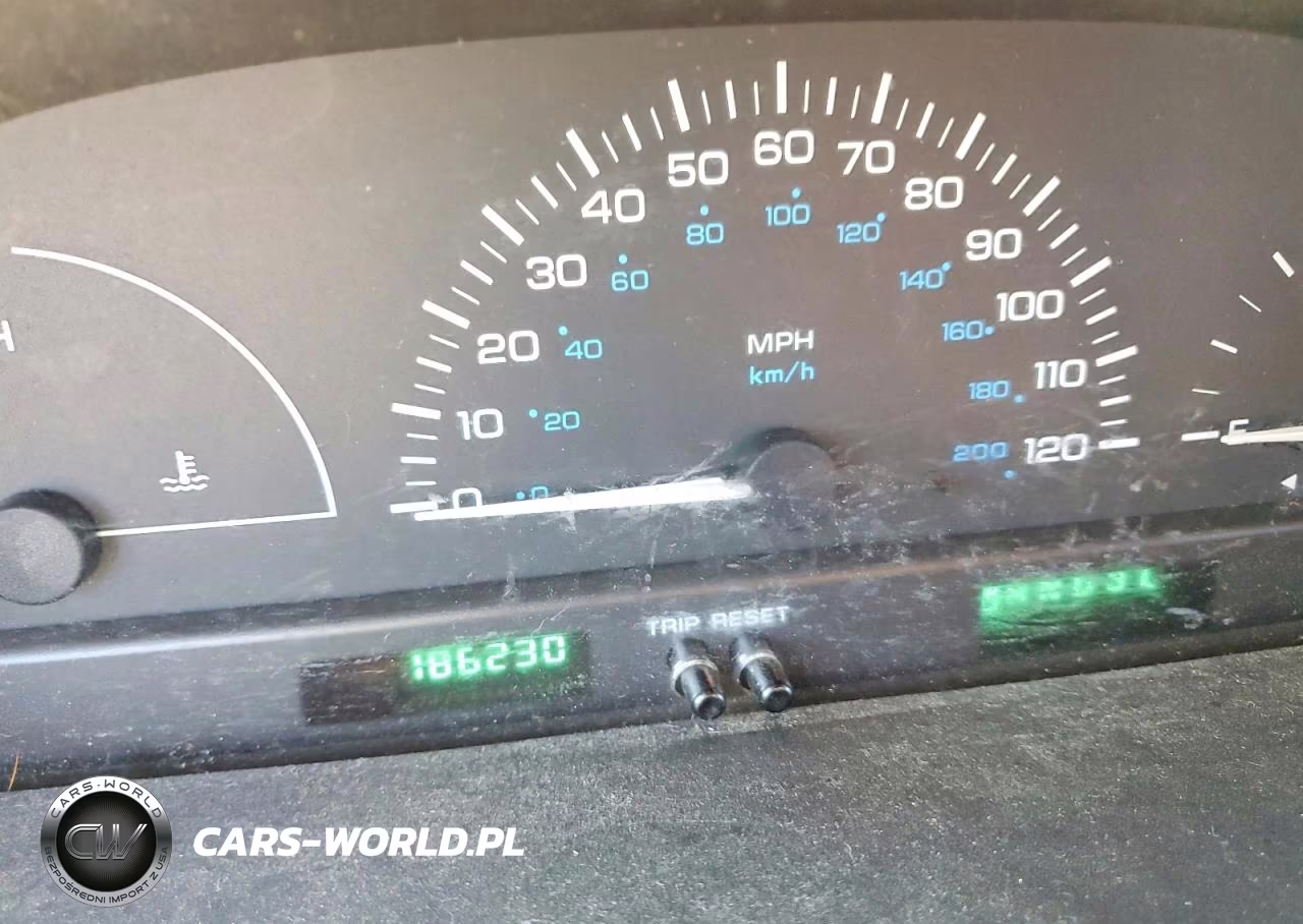 1999 Dodge Caravan VIN:2B4FP253XXR326714 - 9