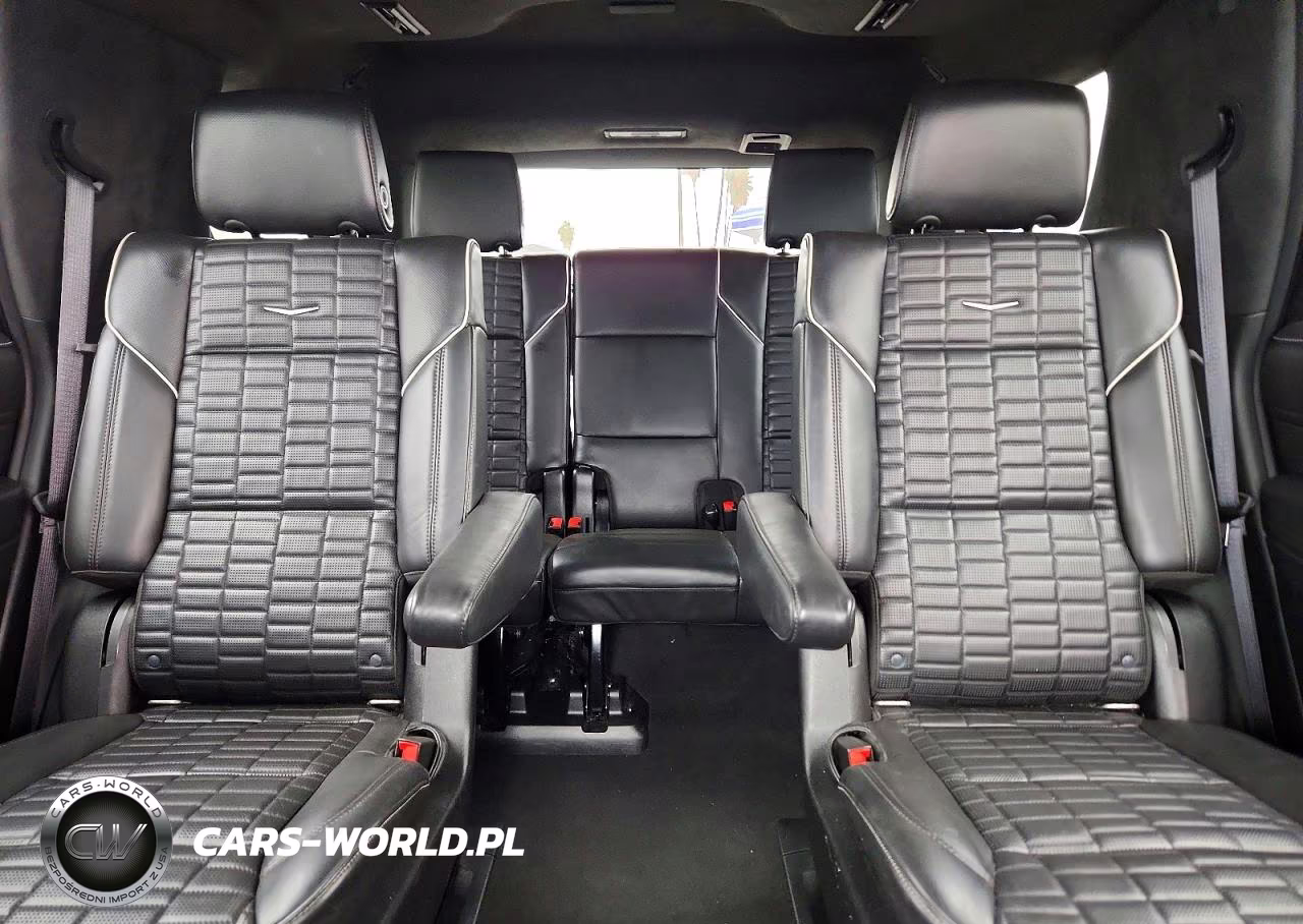 2021 Cadillac Escalade Sport Platinum VIN:1GYS4GKL1MR450121 - 10