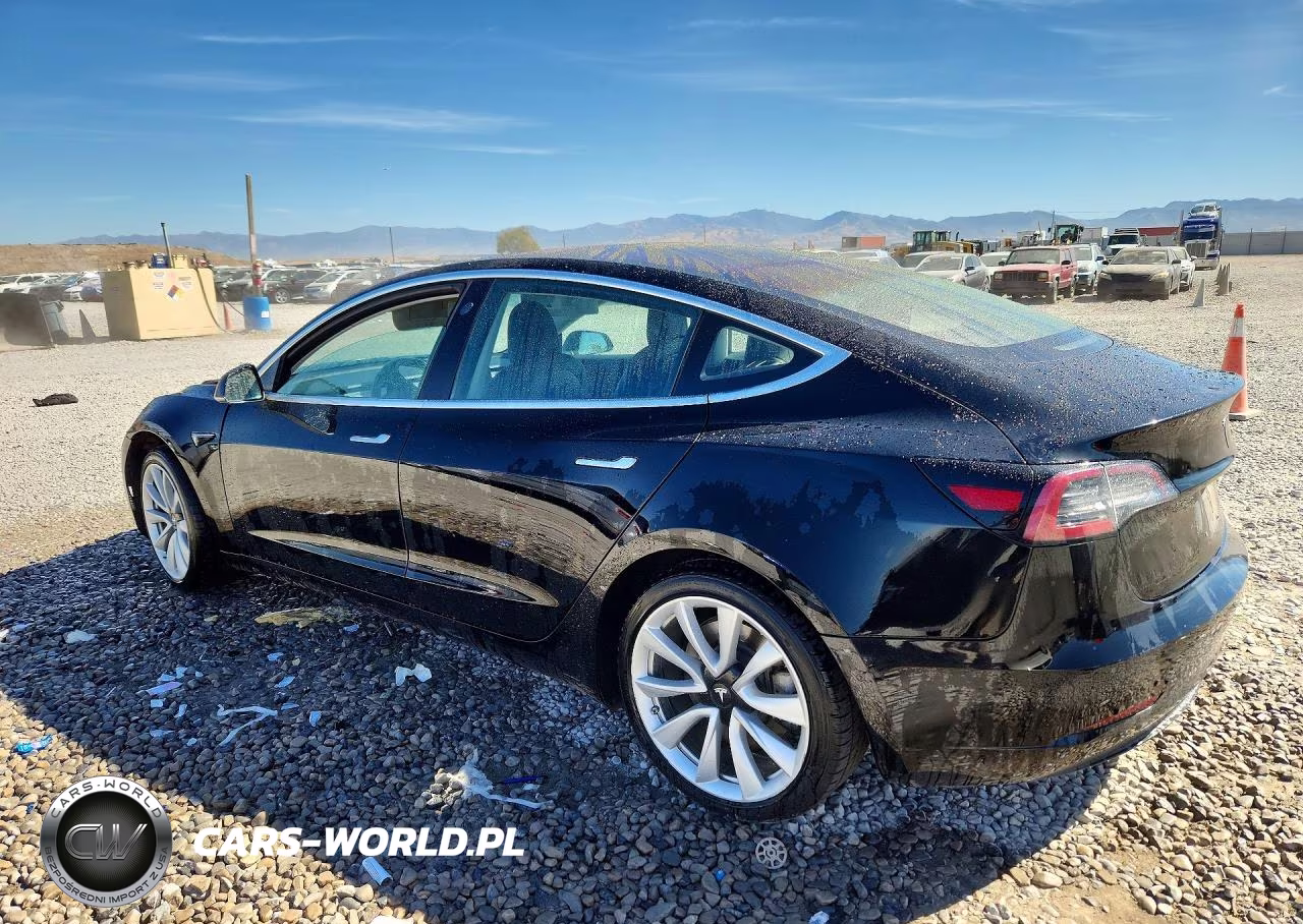 2018 Tesla Model 3 VIN:5YJ3E1EA7JF023669 - 2