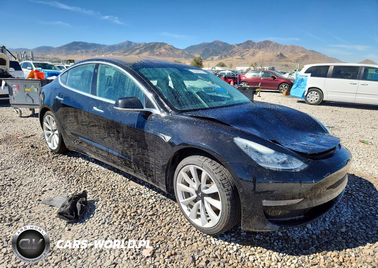 2018 Tesla Model 3 VIN:5YJ3E1EA7JF023669 - 4