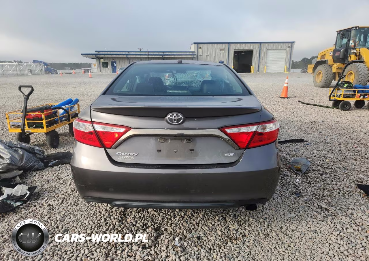 2016 Toyota Camry Se VIN:4T1BF1FK6GU135911 - 6