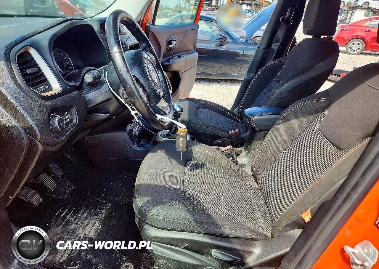 2016 Jeep Renegade Latitude VIN:ZACCJBBWXGPD09857 - 7