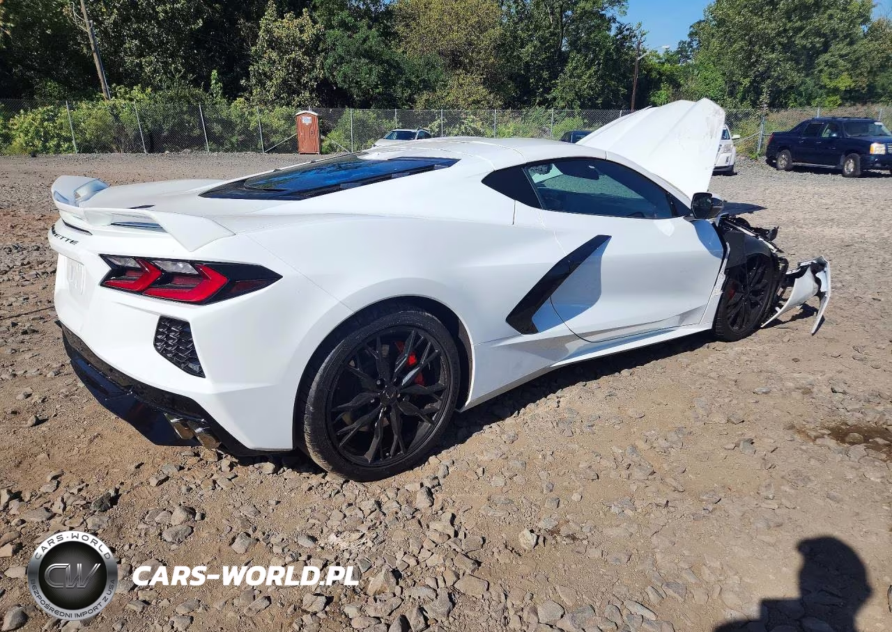 2023 Chevrolet Corvette Stingray 2Lt VIN:1G1YB2D4XP5114633 - 3