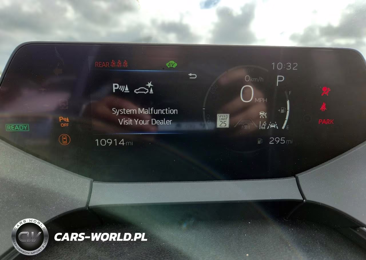 2024 Toyota Prius Limited VIN:JTDADABU3R3019734 - 9