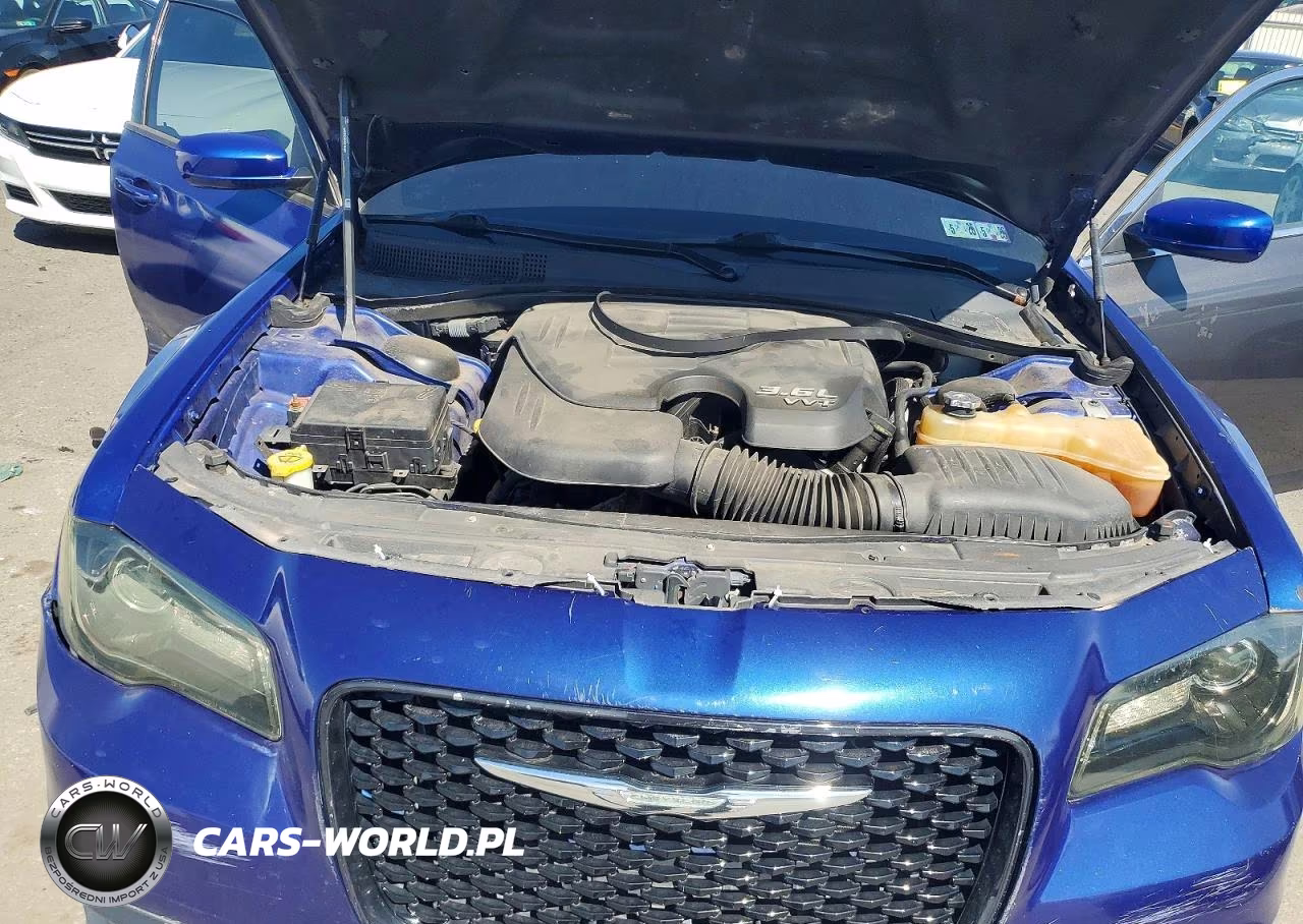 2019 Chrysler 300 S VIN:2C3CCABGXKH559529 - 11