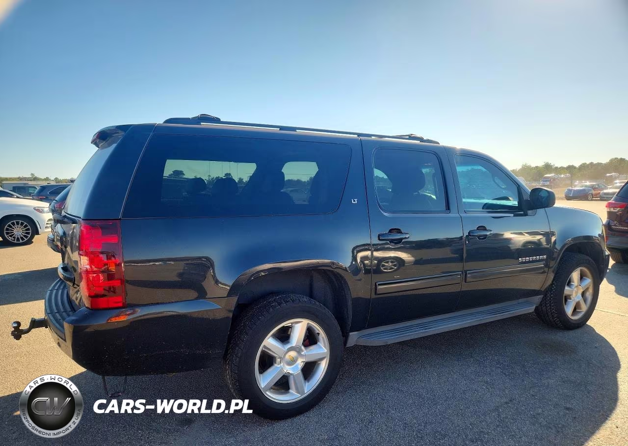 2013 Chevrolet Suburban K1500 Lt VIN:1GNSKJE73DR298566 - 3