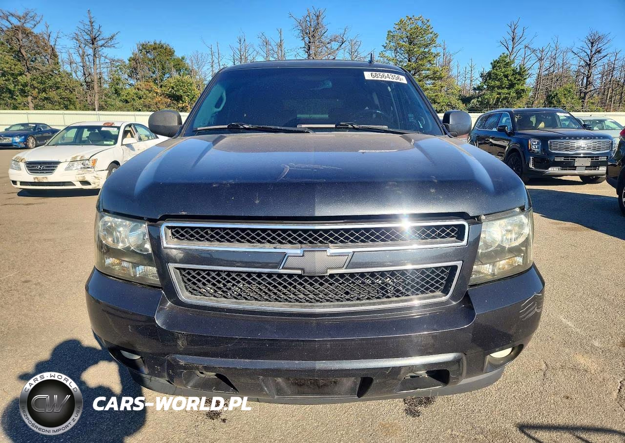 2013 Chevrolet Suburban K1500 Lt VIN:1GNSKJE73DR298566 - 5