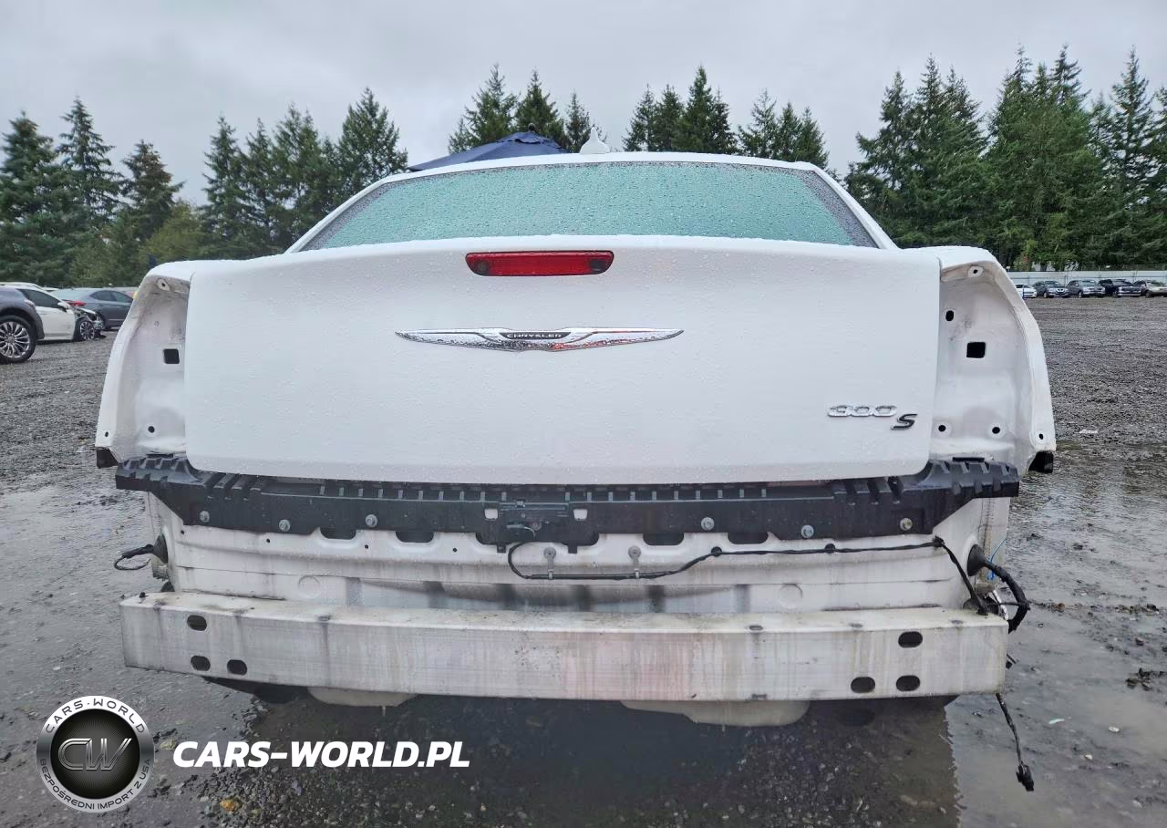 2017 Chrysler 300 S VIN:2C3CCABG6HH653464 - 6