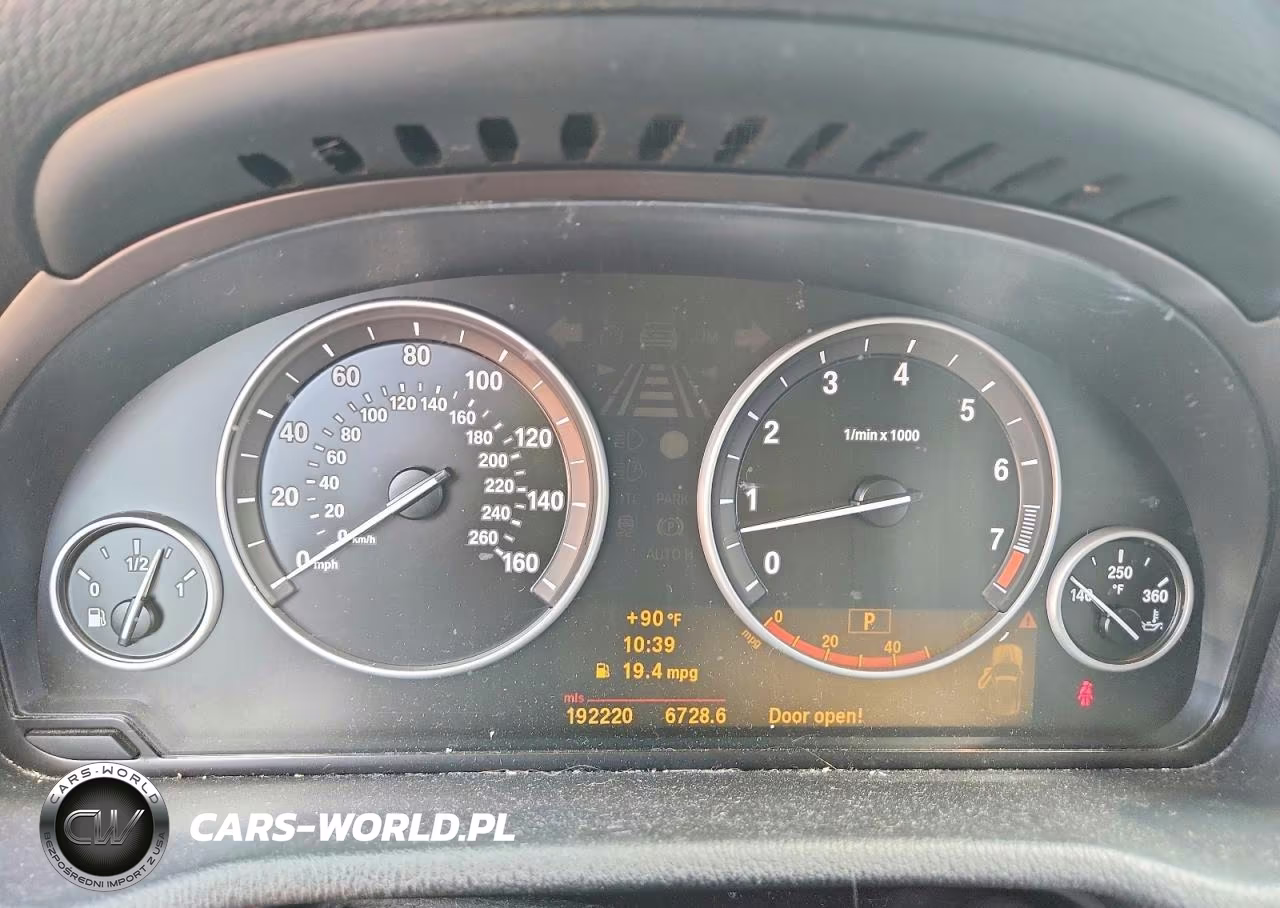 2011 BMW X3 xDrive28I VIN:5UXWX5C51BLW13643 - 9