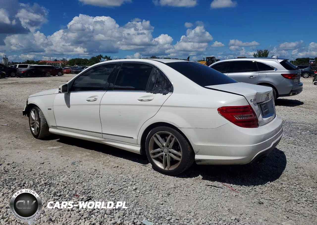 2014 Mercedes-Benz C 250 VIN:WDDGF4HBXEG172180 - 2