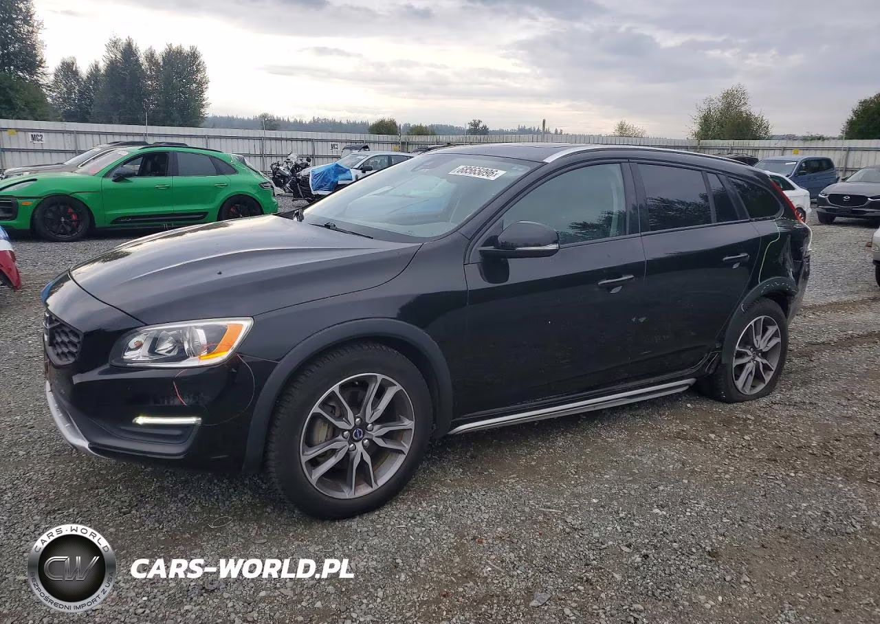 2016 Volvo V60 Cross Country Premier – zdjęcie 1 z 13