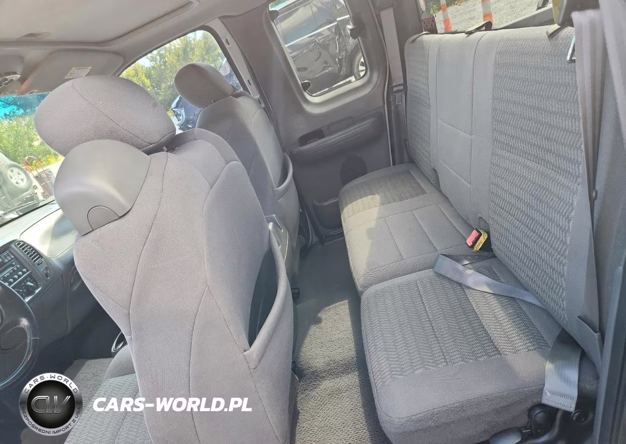 2002 Ford F150 VIN:1FTRX07W82KE00974 - 10