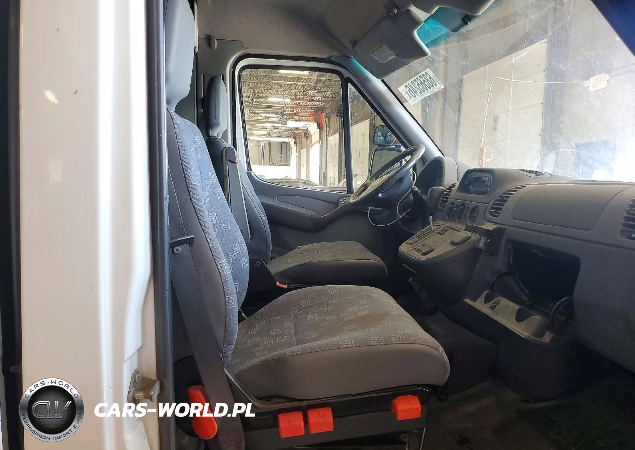 2005 Dodge Sprinter 2500 VIN:WD0PD644655782258 - 11