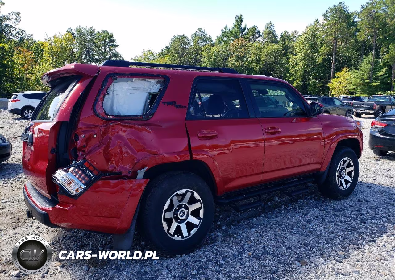 2022 Toyota 4Runner Trd Off-Road Premium VIN:JTERU5JR5N6061186 - 3